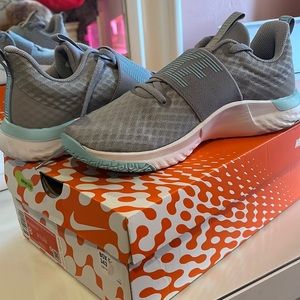 Nike Renew In-Season Training Sneakers | Wolf Grey Glacier Ice-White | size 8